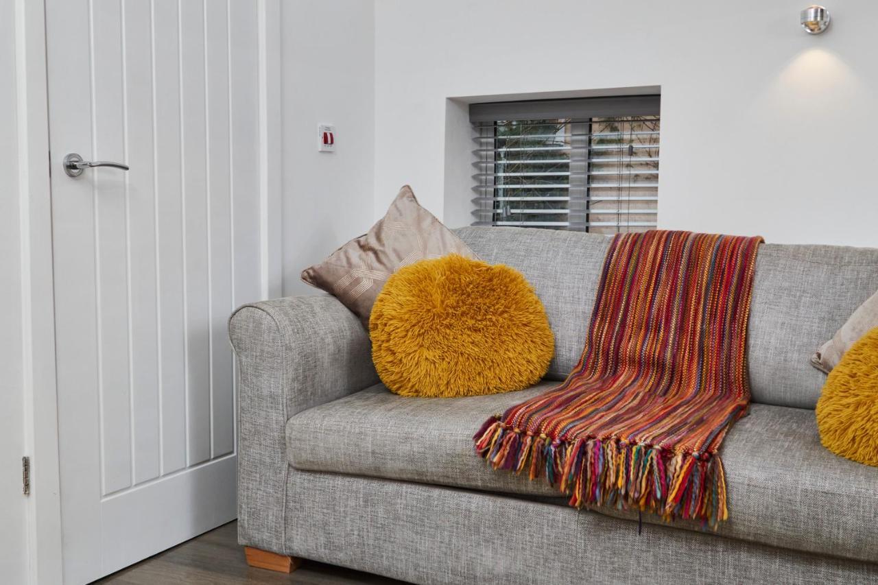 The Nutcracker Suite - Self Check-In, Self-Catering Apartment For East Midlands Airport Kegworth Kültér fotó